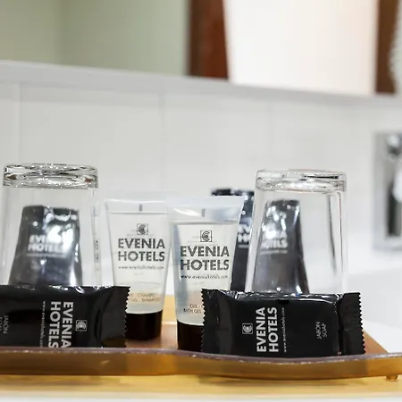 إيفينيا أوليمبيك فندق 4*