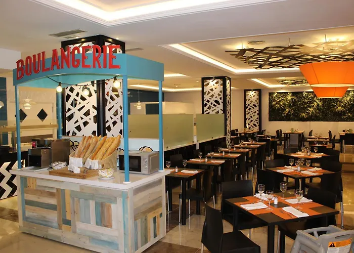 Evenia Olympic Hotell