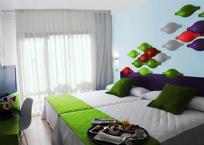 Evenia Olympic Hotell 4*